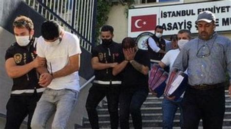 İ­s­t­a­n­b­u­l­­d­a­ ­h­ı­r­s­ı­z­l­ı­k­ ­ç­e­t­e­s­i­ ­ç­ö­k­e­r­t­i­l­d­i­